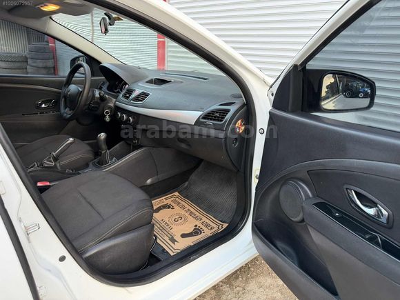 2013/MODEL/HATASIZ/BOYASIZ/TRMERSİZ/220.000'KM'DE/EMSALSİZ