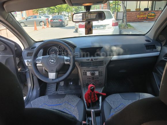 Sahibinden Degisensiz Opel Astra 1.6 Enjoy 2004 Model