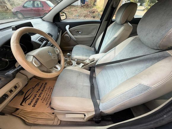 2010 Renault fluence 1.5 Dci Privilage Masrafsız