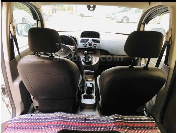 Sahibinden Renault Kangoo Multix 1.5 dCi Authentique 2011 Model 