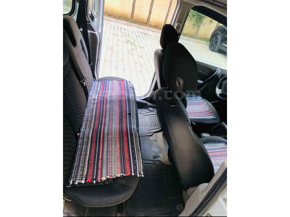 Sahibinden Renault Kangoo Multix 1.5 dCi Authentique 2011 Model 