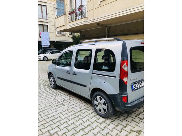 Sahibinden Renault Kangoo Multix 1.5 dCi Authentique 2011 Model 