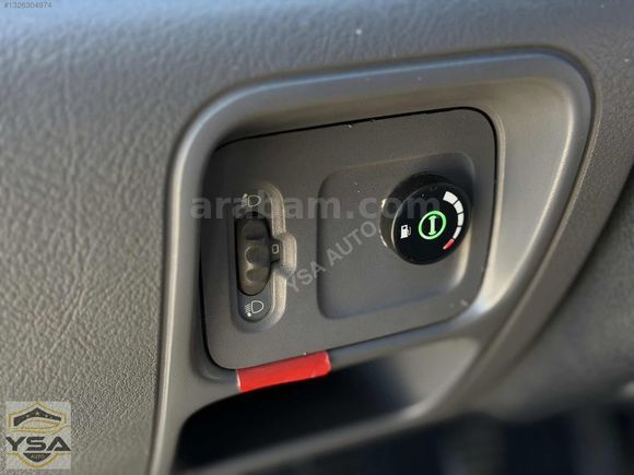 YSA AUTO'DAN RENAULT CLİO 1.4 RTA EMSALSİZ TEMİZLİKTE