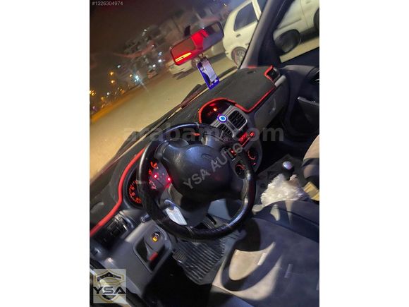 YSA AUTO'DAN RENAULT CLİO 1.4 RTA EMSALSİZ TEMİZLİKTE