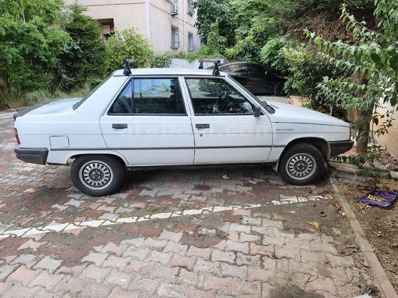Sahibinden Renault R 9 1.4 Broadway 1992 Model