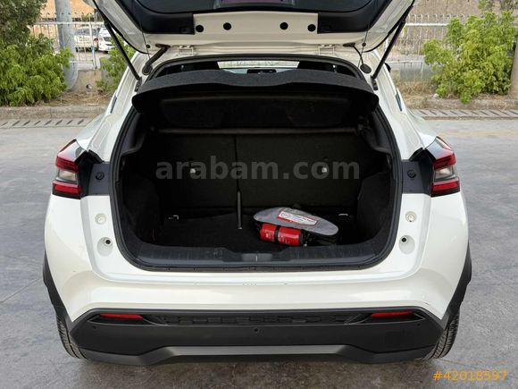 HATASIZ BOYASIZ 60.000 KM EMSALSİZ JUKE