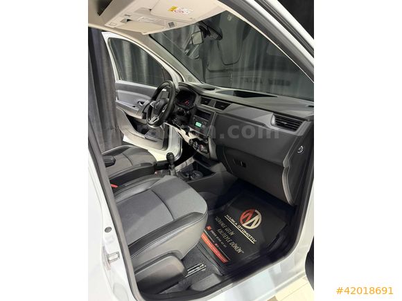MARKA'DAN 2023 EXPRESS 1.5 DCİ SIFIR AYARINDA BOYASIZ 24.000 KM