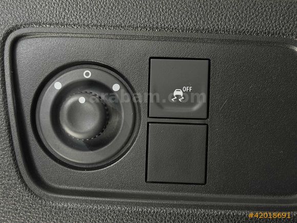 MARKA'DAN 2023 EXPRESS 1.5 DCİ SIFIR AYARINDA BOYASIZ 24.000 KM