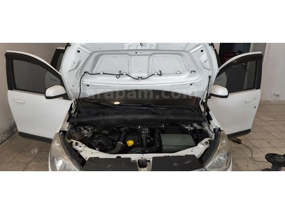 Sahibinden Dacia Lodgy 1.5 dCi Laureate 2015 Model