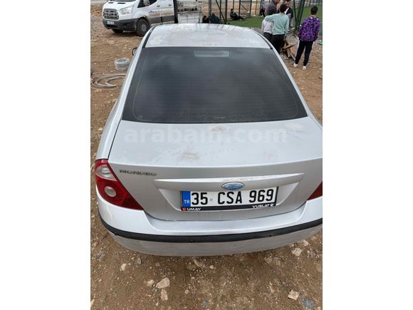 Sahibinden Ford Mondeo 2.0 Ghia 2005 Model 