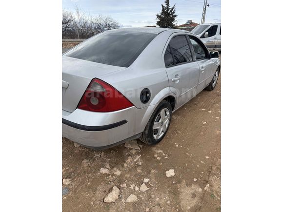 Sahibinden Ford Mondeo 2.0 Ghia 2005 Model 