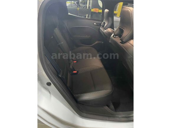 Sahibinden Renault Clio 1.0 TCe Techno Esprit Alpine 2024 Model 