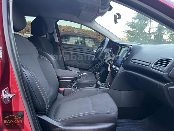 12 TAKSİT BOYASIZ DEĞİŞENSİZ 2020 MODEL RENAULT MEGANE 53 BİN KM