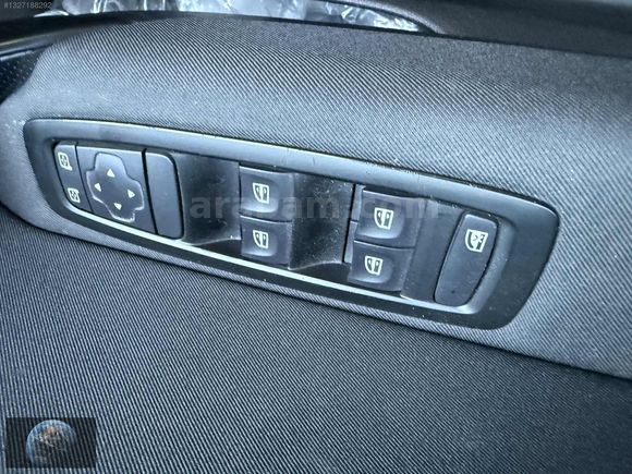2020 RANAULT MEGANE FULL SEVİS BAKIMLI KREDİ İMKANI