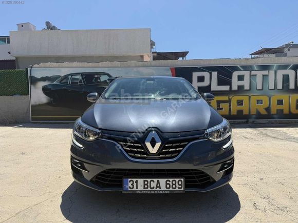 PLATINUM GARAGE'DEN MEGANE 4