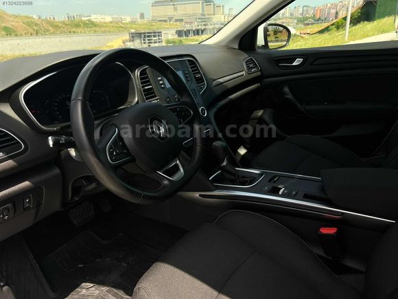24 MODEL MEGANE JOY EDC HATASIZBOYASIZ TRAMERSİZ SADECE 17BİN KM
