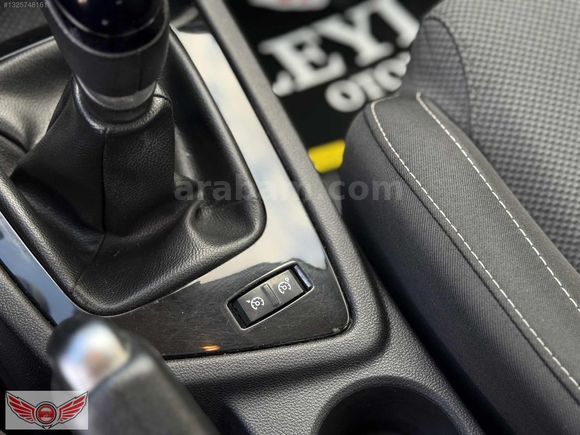 LEYLAK'TAN 2020 RENAULT MEGANE 1.3 TCE JOY DEĞİŞENSİZ