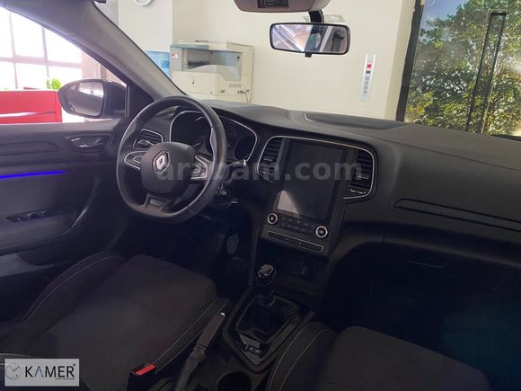 KAMER DEN 2020 MODEL RENAULT MEGANE 1.3 TCE JOY BENZİN MANUEL