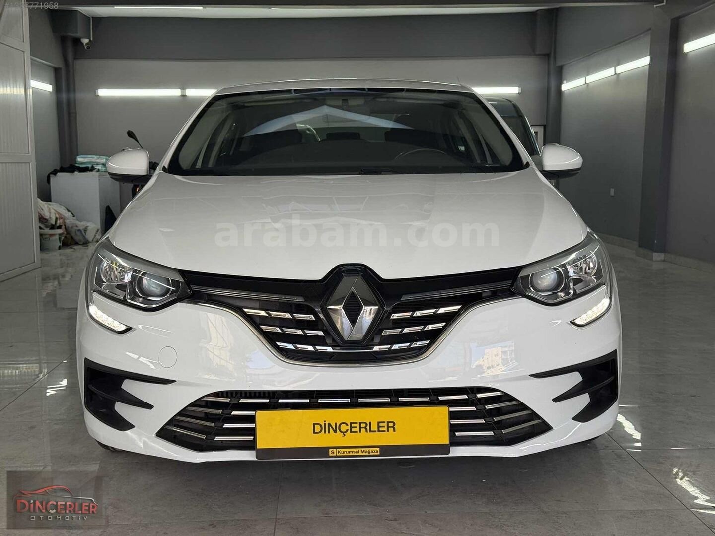 Galeriden Renault Megane 1.3 TCe Joy 2021 Model İstanbul 124.500 km Beyaz 5