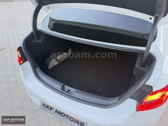 AKF MOTORS'DAN 124 BİN KM 1.3 TCe MEGANE