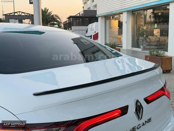 AKF MOTORS'DAN 124 BİN KM 1.3 TCe MEGANE