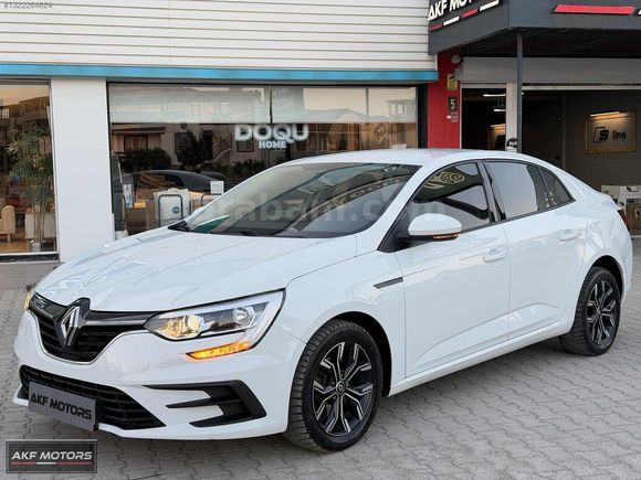 AKF MOTORS'DAN 124 BİN KM 1.3 TCe MEGANE