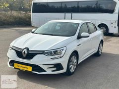 2022 MEGANE JOY BENZINLI OTOMATİK 123000 KMDE