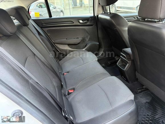 2022 MODEL 87.000 KMDE DEĞİŞENSİZ SERVİS BAKIMLI MEGANE JOY