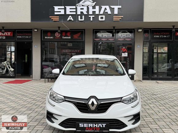 SERHAT AUTO'DAN 2021 MODEL RENAULT MEGANE 1.3TCe