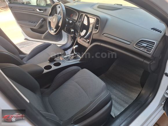 2021 MEGANE 1.3 TCe JOY EDC OTOMATİK