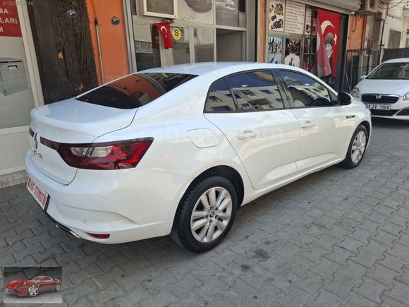 2021 MEGANE 1.3 TCe JOY EDC OTOMATİK