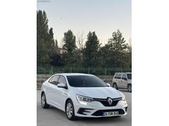 ZEYMİR DEN DÜŞÜK KM MEGANE