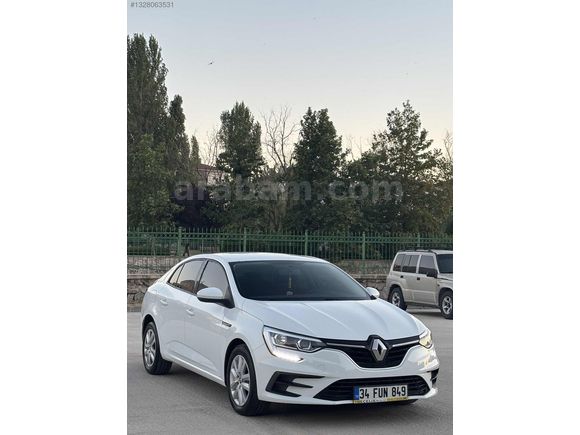 ZEYMİR DEN DÜŞÜK KM MEGANE