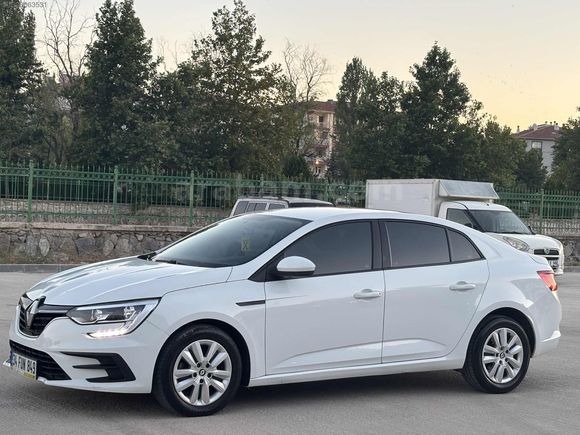 ZEYMİR DEN DÜŞÜK KM MEGANE