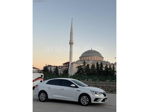 ZEYMİR DEN DÜŞÜK KM MEGANE
