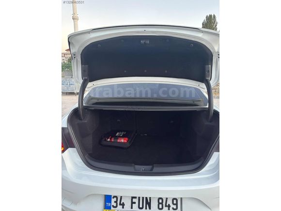 ZEYMİR DEN DÜŞÜK KM MEGANE