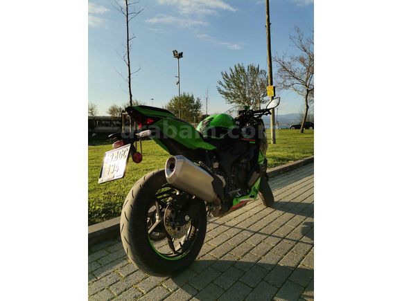 Sahibinden Kawasaki Ninja ZX-4RR 2024 Model Bursa 13.000 km Yeşil