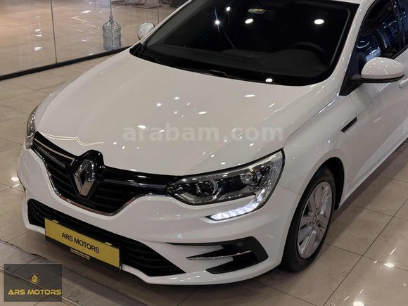 ARS'DEN 2022 MEGANE 1.3 TCE JOY TESLA EKRAN GERİ GÖRÜŞ