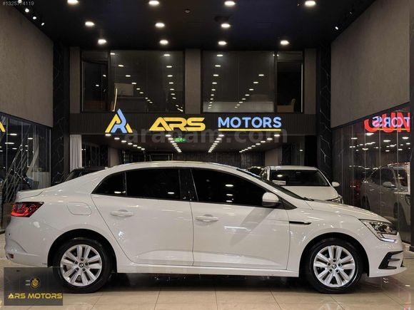 ARS'DEN 2022 MEGANE 1.3 TCE JOY TESLA EKRAN GERİ GÖRÜŞ
