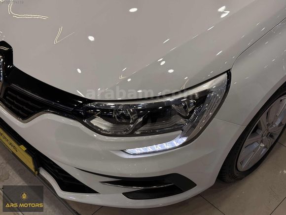 ARS'DEN 2022 MEGANE 1.3 TCE JOY TESLA EKRAN GERİ GÖRÜŞ