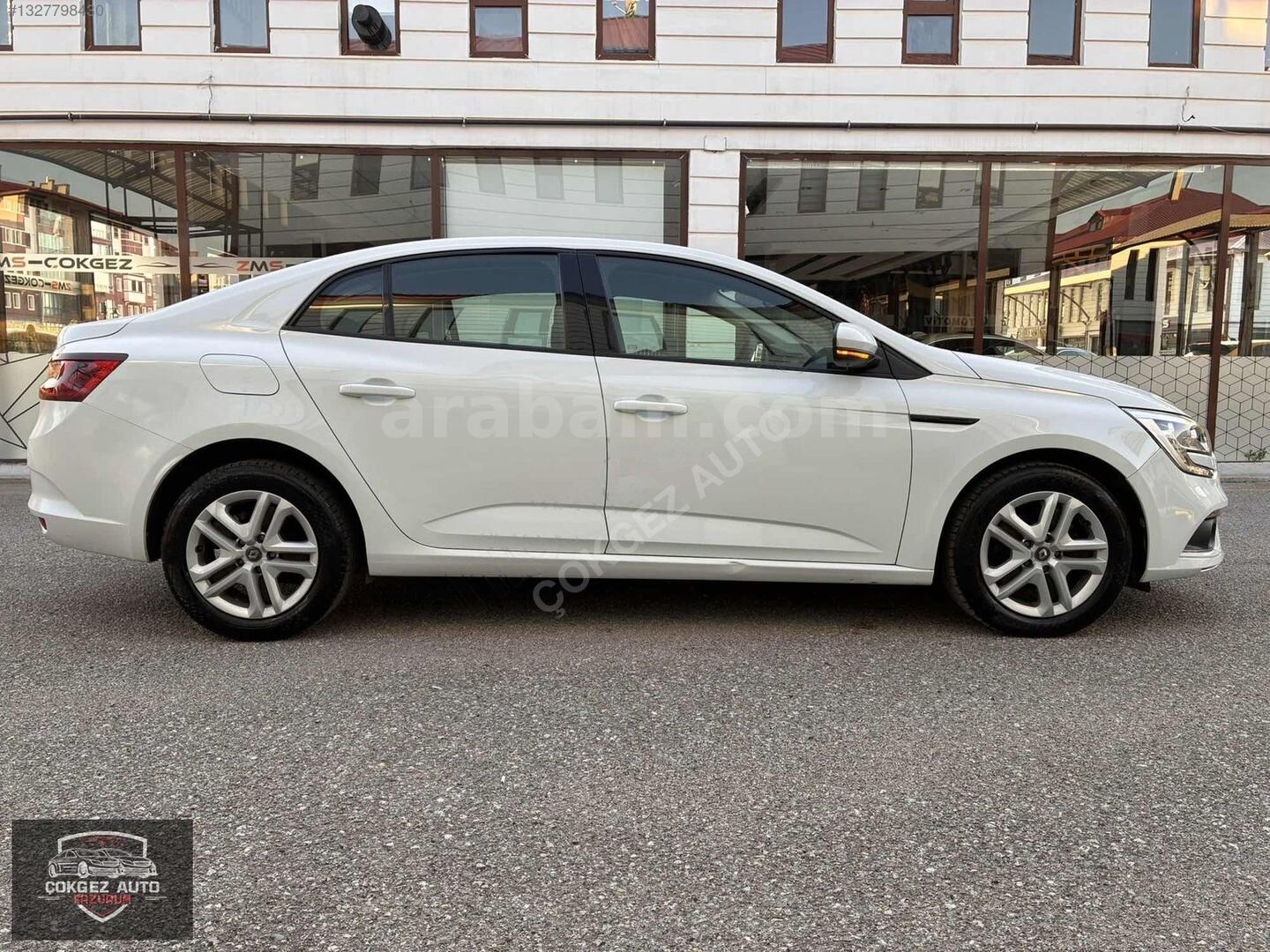 Galeriden Renault Megane 1.3 TCe Joy 2019 Model Erzurum 45.000 km Beyaz 3