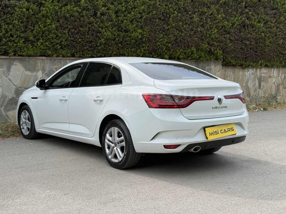 2020 MEGANE 1.3 TCe EDC HATASIZ BOYASIZ TESLA EKRAN