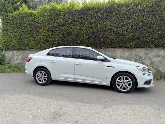 2020 MEGANE 1.3 TCe EDC HATASIZ BOYASIZ TESLA EKRAN