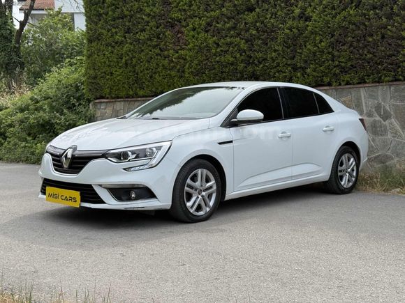 2020 MEGANE 1.3 TCe EDC HATASIZ BOYASIZ TESLA EKRAN