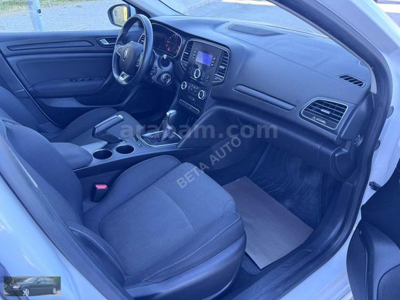 Beta 2022 MEGANE 1.3 TCE BOYASIZ TRAMERSİZ SİS+P SENSÖR