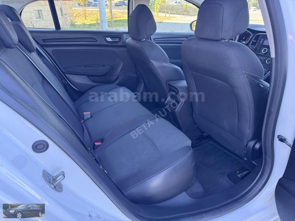 Beta 2022 MEGANE 1.3 TCE BOYASIZ TRAMERSİZ SİS+P SENSÖR