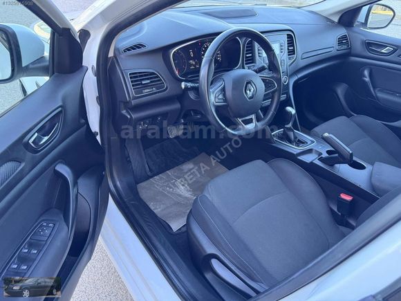 Beta 2022 MEGANE 1.3 TCE BOYASIZ TRAMERSİZ SİS+P SENSÖR