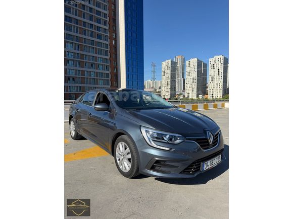 2022 MODEL MEGANE 1.3 TCE JOY EDC 40 BİN KM