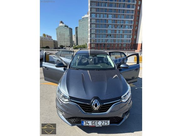 2022 MODEL MEGANE 1.3 TCE JOY EDC 40 BİN KM