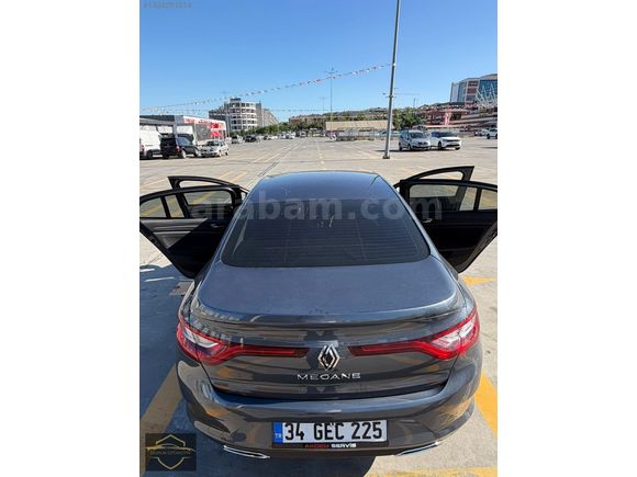 2022 MODEL MEGANE 1.3 TCE JOY EDC 40 BİN KM